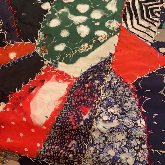 OLD ANTIQUE VINTAGE Crazy Quilt Pieced Farmhouse - Picture 5 of 16